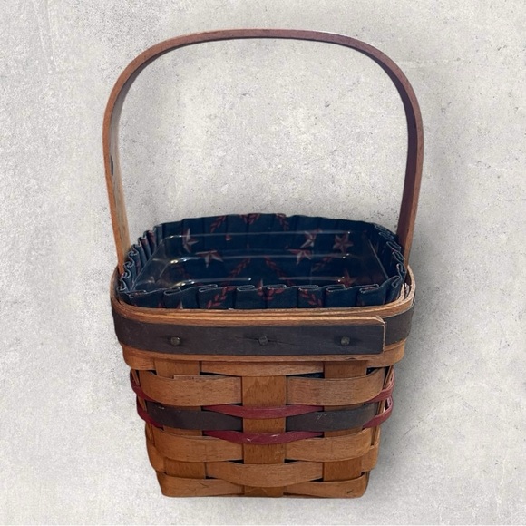 Longaberger 1993 Inaugural Basket w/ Liner & Protector - Picture 6 of 7